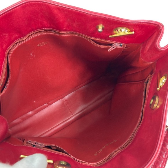 CHANEL Vintage Shoulder Bag - Picture 10 of 13